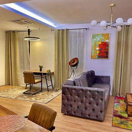 Апартаменты Blancris Boutique Брашов Экстерьер фото