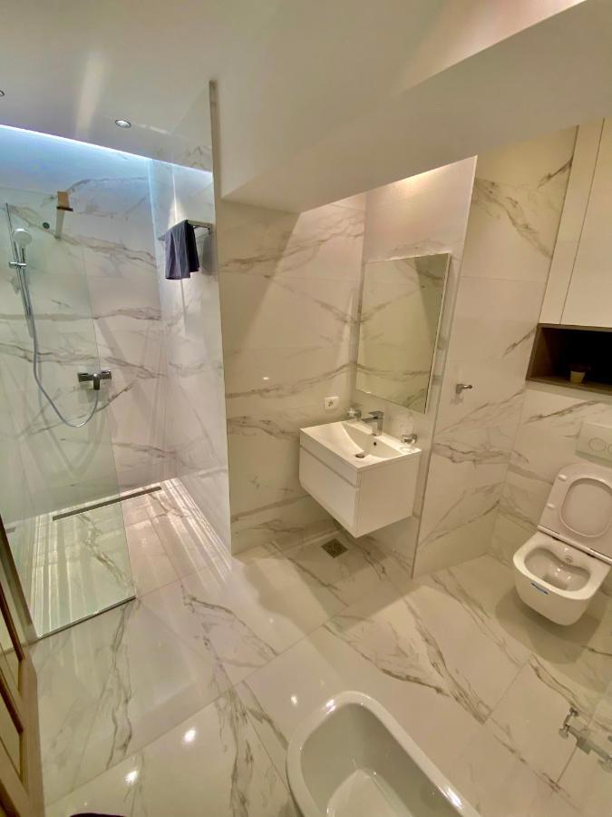 Апартаменты Blancris Boutique Брашов Экстерьер фото